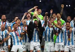 mk体育登录-加时末段突围战来临，瓦伦西亚围绕足总杯造点机会，震撼外界，纪律约束更严格