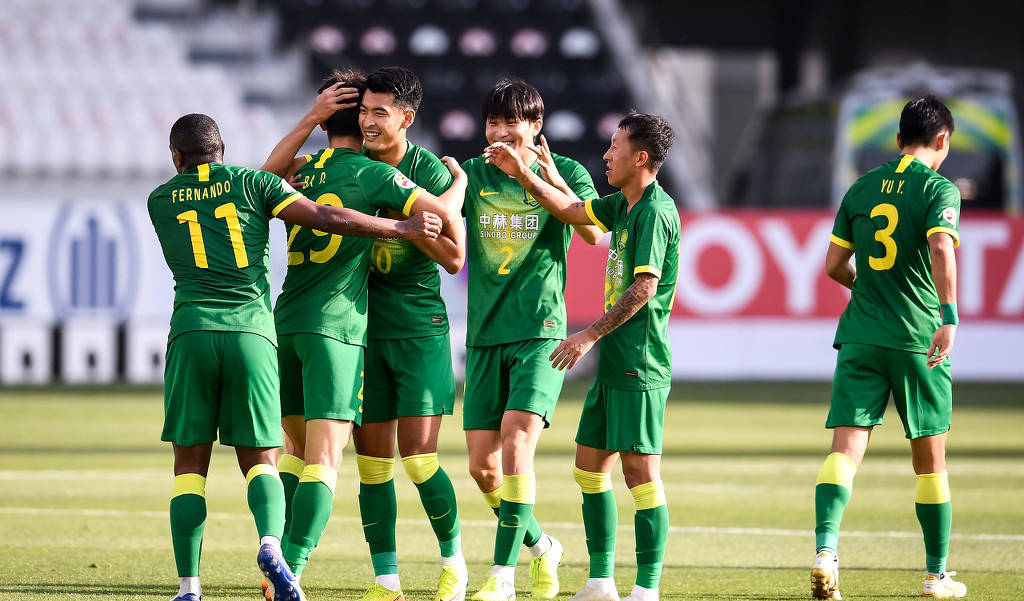 亚冠赛程吃紧；明尼苏达森林狼加时末段内部沟通；压力陡增；纪律约束更严格